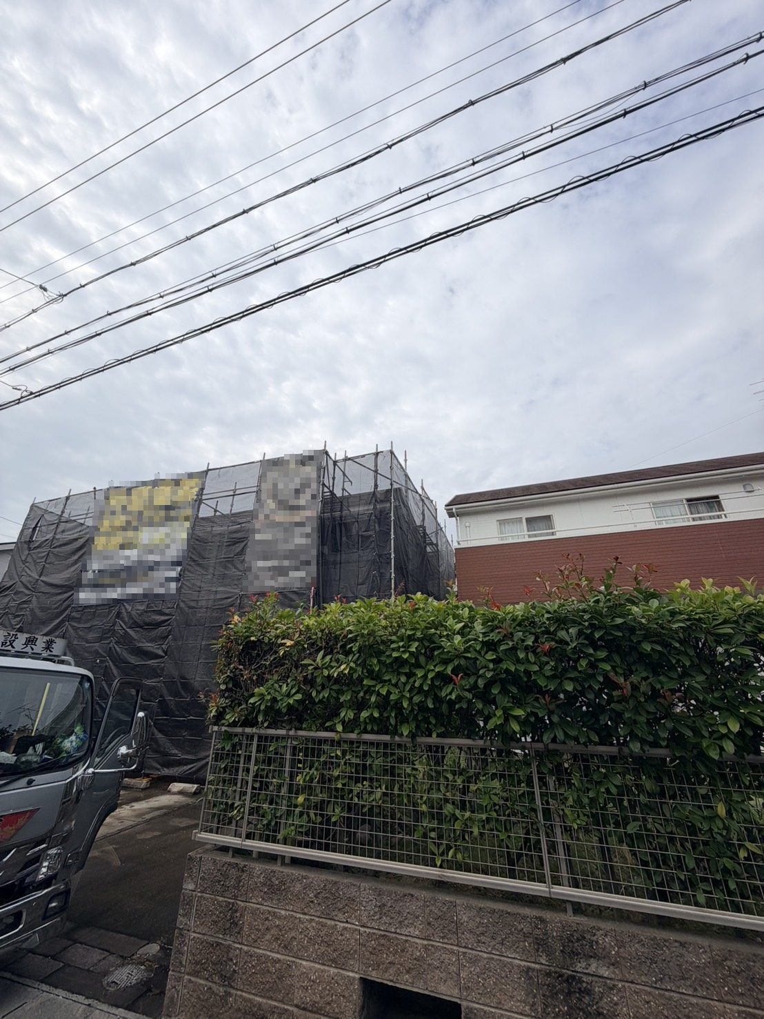 名古屋市瑞穂区のアパート改修工事で設置した外周足場